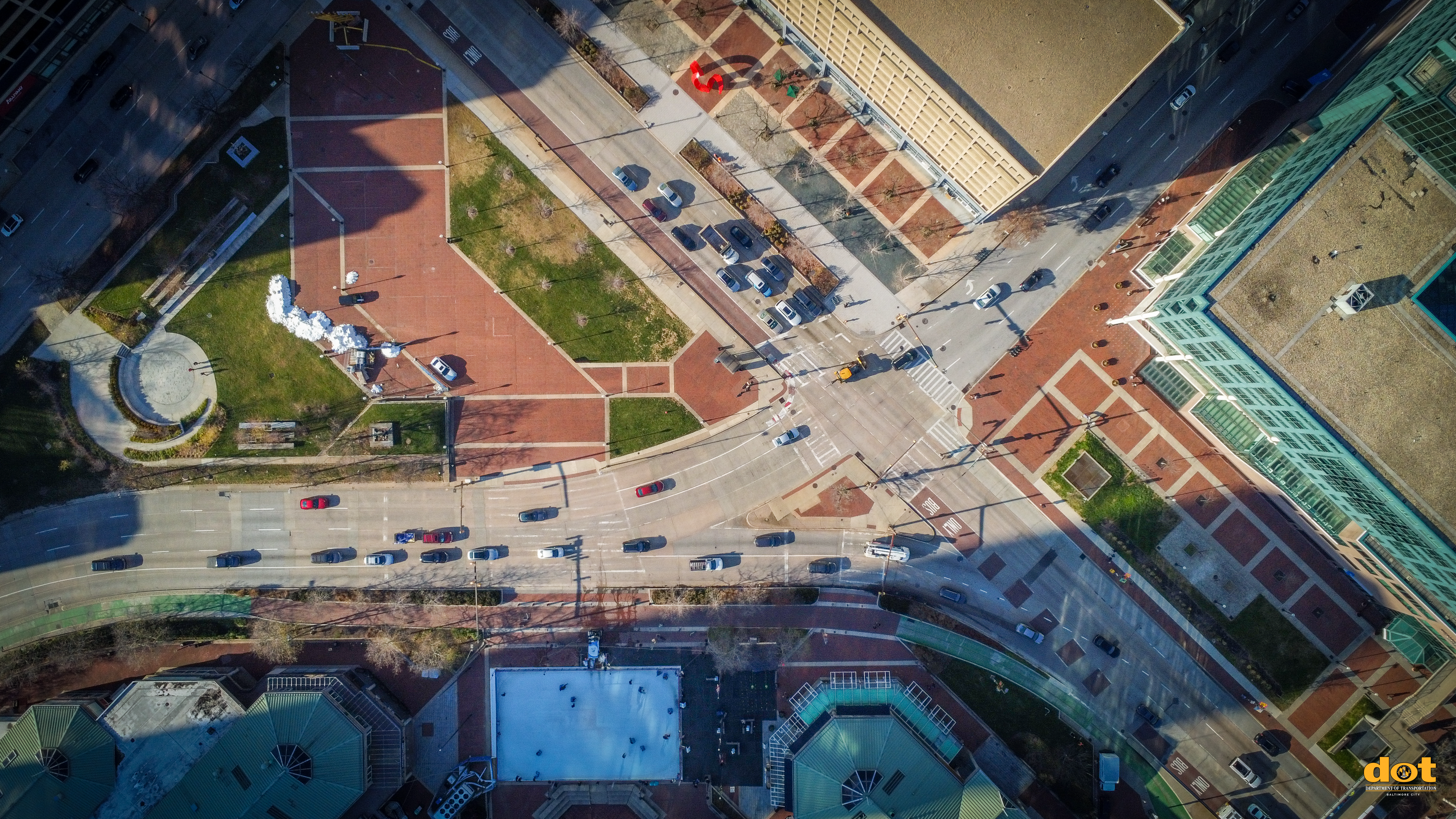 Aerial photo of Pratt St
